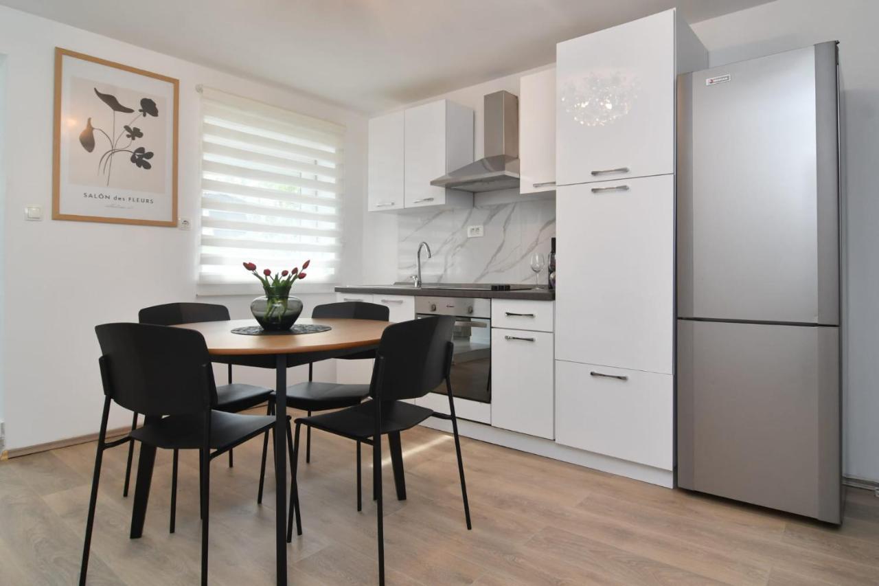 Apartman Gluic ซินย์ ภายนอก รูปภาพ